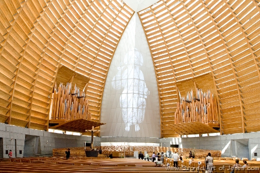 Christ the Light, 2010 O5H4906.jpg